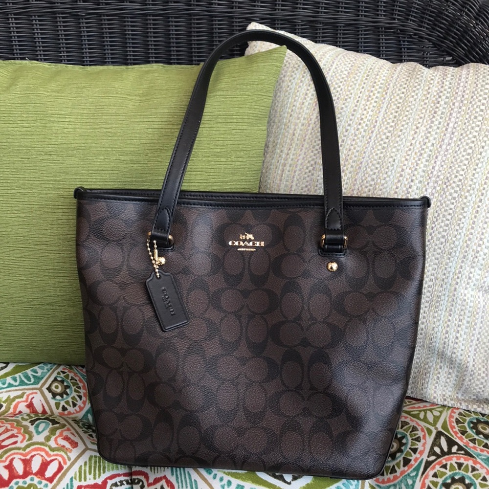 Coach handbag